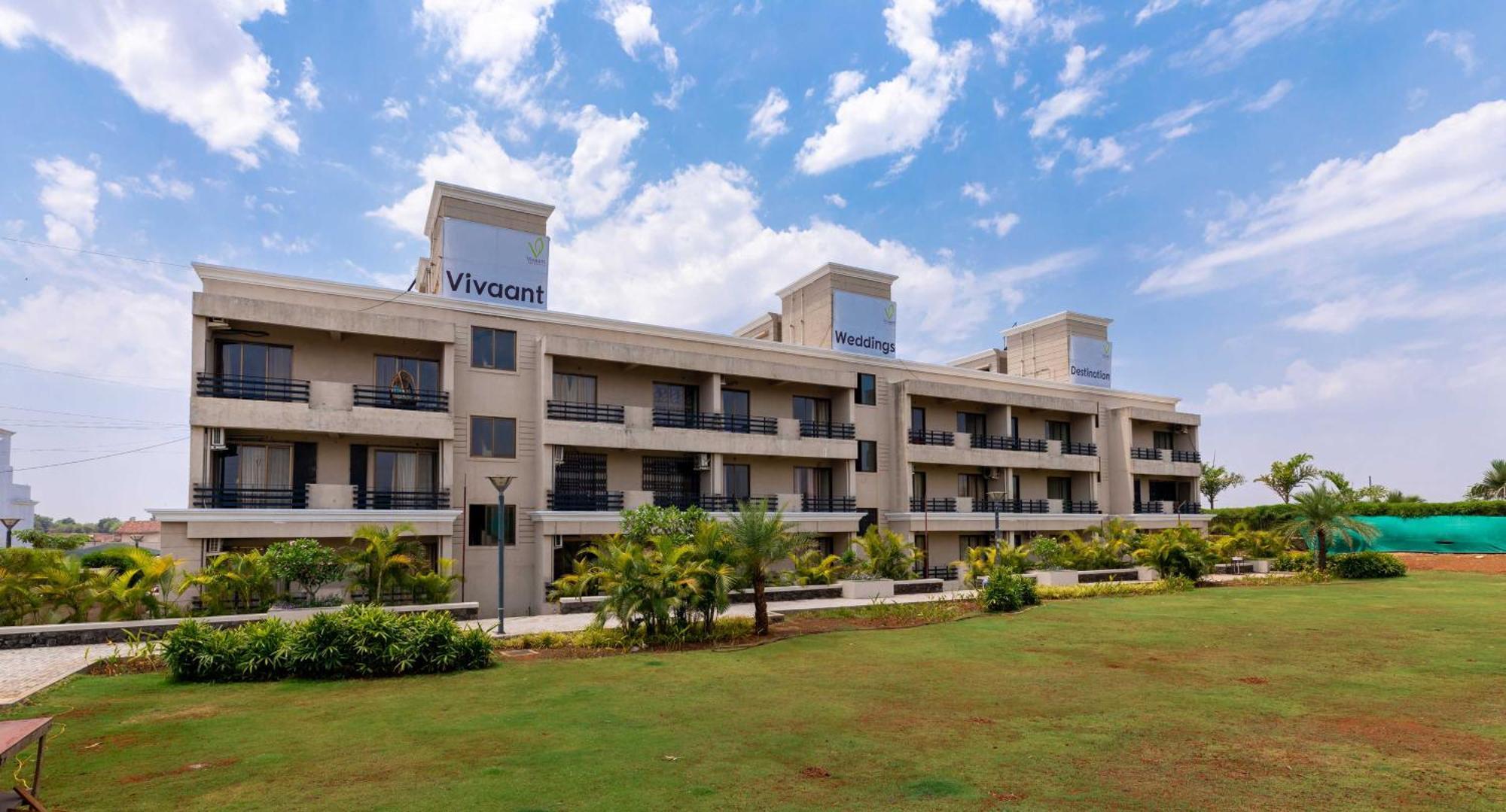 Vivaant Retreat And Conventions Hotel Igatpuri Kültér fotó