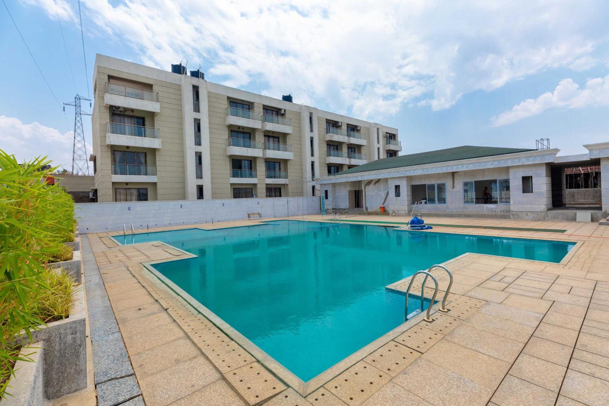 Vivaant Retreat And Conventions Hotel Igatpuri Kültér fotó