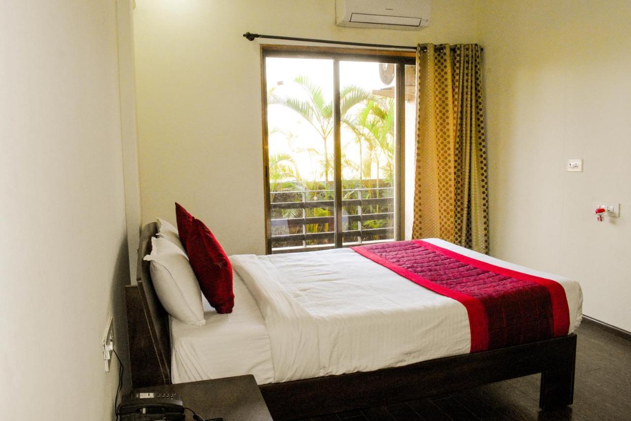 Vivaant Retreat And Conventions Hotel Igatpuri Kültér fotó